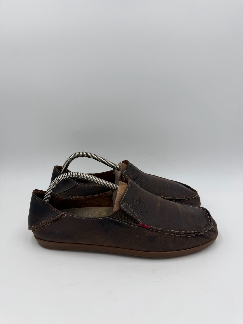 OluKai Nohea Nubuck Brown Leather Slip On Loafers Moc Toe Comfort Women’s 9 US